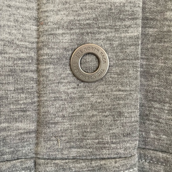 The North Face Women’s 3D Thermal Snap Hoodie - Picture 15 of 16